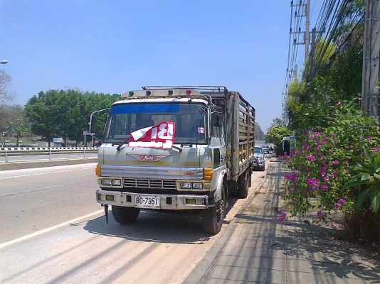 ขายด่วน..รถหกล้อ HINO FD176 B หัวซูโม่ เครื่อง HINO HO7C รถสวย พร้อมใช้งาน มีทะเบียน ราคาต่อรองได้.
