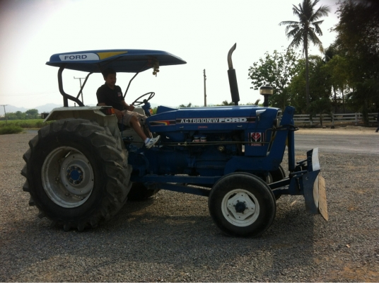 ขายรถไถ FORD