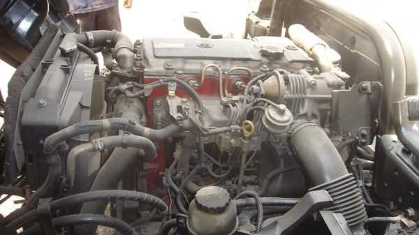 รถบรรทุก6ล้อ