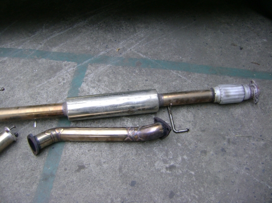 ท่อไอเสีย vigo 30 4x4 หม้อพัก 1 ใบ ท่อตรง 1 ใบ ขนาดท่อ 2 1/2