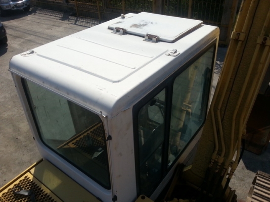 รถขุดดิน  PC60-6-37071  แท็กซ์ใหญ่ อาร์มยาว ชั่วโมงใช้งานน้อย จากญี่ปุ่นเพิ่งมาถึงไทย  โทร.081-373-0559