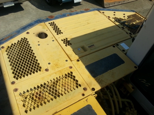 รถขุดดิน  PC60-6-37071  แท็กซ์ใหญ่ อาร์มยาว ชั่วโมงใช้งานน้อย จากญี่ปุ่นเพิ่งมาถึงไทย  โทร.081-373-0559