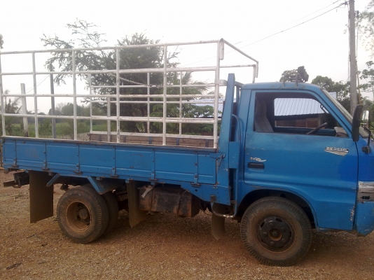 ขาย  รถบรรทุก  6  ล้อเล็ก  ISUZU  85  แรงม้า