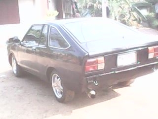 DATSAN SPORT 1500 CC. 2 Dr รถสปอร์ต 2 ประตู รถบ้านสภาพดีเดิมๆพร้อมใช้งานได้เลยครับ เครื่องแน่นแรงดี ภายในเก๋งสวยครบพร้อม แอร์เย็น พวงมาลัยเพาเวอร์ ช่วงล่างดี ล้อแม็กลายสวยมาก ยางสภาพดี 70\% พร้อมใช้งาน เอกสารทะเบียนภาษีครบไม่มีขาดพร้อมโอนครับ ราคาต่อรองได้ DATSAN SPORT 1500 CC. 2 Dr รถสปอร์ต 2 ประตู รถบ้านสภาพดีเดิมๆพร้อมใช้งานได้เลยครับ เครื่องแน่นแรงดี ภายในเก๋งสวยครบพร้อม แอร์เย็น พวงมาลัยเพาเวอร์ ช่วงล่างดี ล้อแม็กลายสวยมาก ยางสภาพดี 70\% พร้อมใช้งาน เอกสารทะเบียนภาษีครบไม่มีขาดพร้อมโอนครับ ราคาต่อรองได้