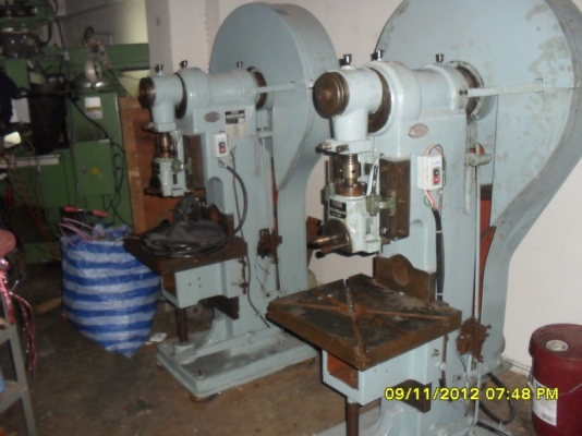 ขายเครื่องปั้มโลหะ