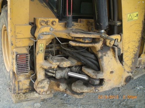 แบ็คโฮ ตักหน้าขุดหลัง CAT 422E  4WD เก่านอก