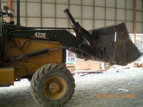 แบ็คโฮ ตักหน้าขุดหลัง CAT 422E  4WD เก่านอก