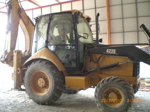 แบ็คโฮ ตักหน้าขุดหลัง CAT 422E  4WD เก่านอก