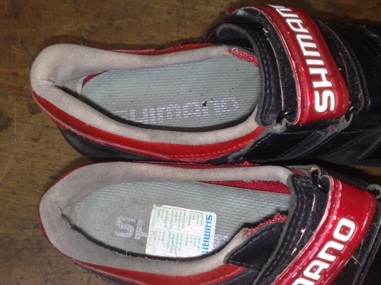 ขายรองเท้าสำหรับปั่นจักรยานมี2คู่ใช้กับเสือหมอบกับเสือภูเขา