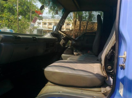 ขายด่วน รถหกล้อISUZU NQR 5เมตรเจ้าของขายเองสภาพพร้อมใช้