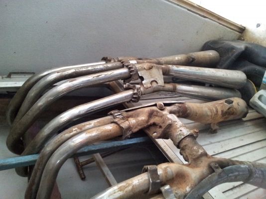 ขายท่อ CB 650 และ 750 และ เครื่องแยกขาย ขายท่อ CB 650 และ 750 และ เครื่องแยกขาย