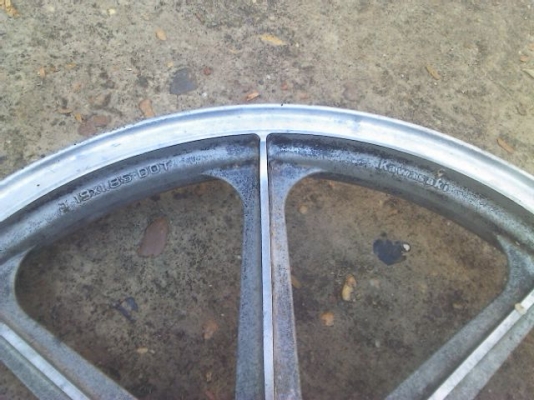 ขายแม็กเกวียน Kawasaki  7 ก้าน