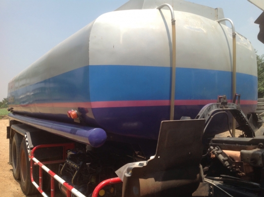 ขายรถบรรทุกน้ำมัน ISUZU 195 แรง 1 เพลา ขนาดบรรจุ 15,000 ลิตร โหลดล่าง ทะเบียนพร้อม