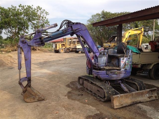 ขายแบคโฮเล็กPC28UU-2เก่าญี่ปุ่นราคาถูกตามสภาพ