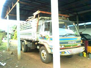 ขายรถบรรทุกสิบล้อดั๊มพ์ ISUZU 175 วางเครื่อง 195 แรง ช่วงล่าง 200 ทะเบียนพร้อม