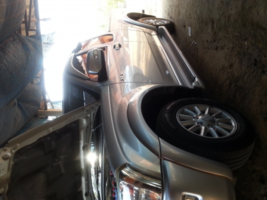 ต้องการขายด่วน isuzu d-max slx 2.5 ปลายปี 2005