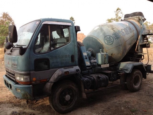 ขายรถโม่ปูนMITSUBISHI  FUSO นำเข้าญี่ปุ่นอินวอยส์