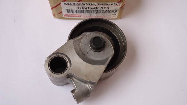 สายพานไทม์มิ่ง + ลูกรอกวีโก้เครื่อง 2 KD สายพานไทม์มิ่ง + ลูกรอกวีโก้เครื่อง 2 KD