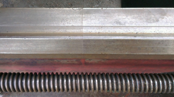 Sell> แท่นกลึงอังกฤษ ราคาถูก 4 ฟุต 2 เพลา กลึงเกลียว เดินฟิต/ออโต้ สบายๆครับ