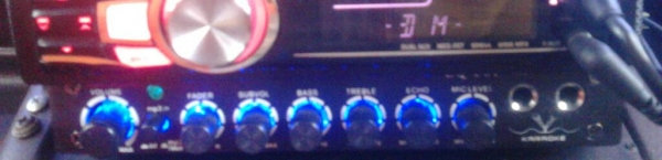 โล๊ะเครื่องเสียง