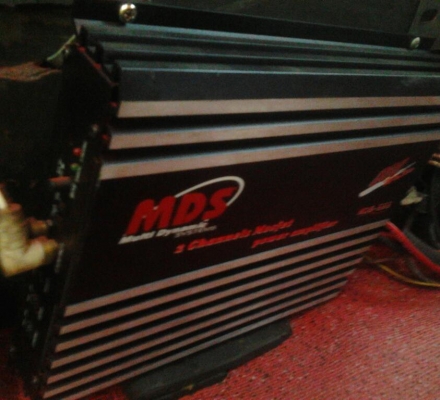 โล๊ะเครื่องเสียง