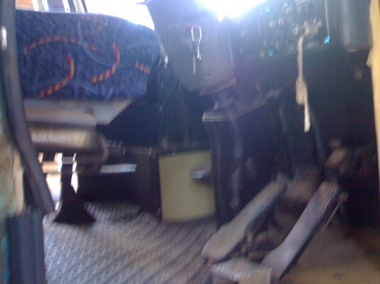 ขายรถบัสสวยๆ 32ที่นั่ง รถแอร์คับ ใช้วิ่งรับส่งนร.เครื่อง195แรง เจ้าของอยากขายสุดๆ ขายรถบัสสวยๆ 32ที่นั่ง รถแอร์คับ ใช้วิ่งรับส่งนร.เครื่อง195แรง เจ้าของอยากขายสุดๆ