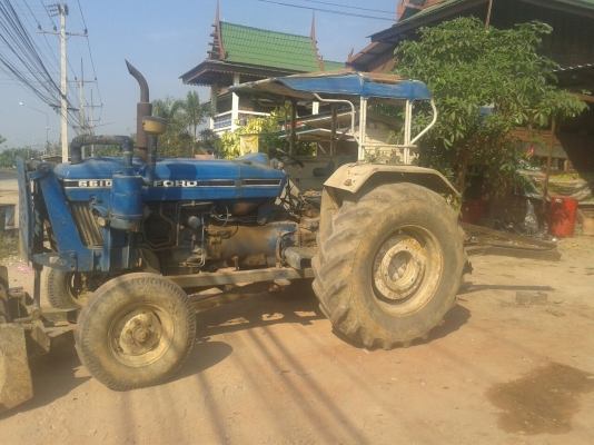 รถไถ FORD6610