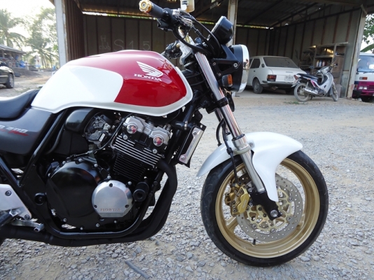 ขายคับ cb 400  tec 1 ปี 00 อินวอย สภาพดีพร้อมใช้