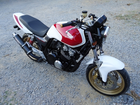 ขายคับ cb 400  tec 1 ปี 00 อินวอย สภาพดีพร้อมใช้