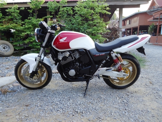 ขายคับ cb 400  tec 1 ปี 00 อินวอย สภาพดีพร้อมใช้