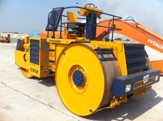ขายด่วนรถบด3ล้อเหล็กDYNAPAC CS12 เก่าญี่ปุ่น พร้อมใช้