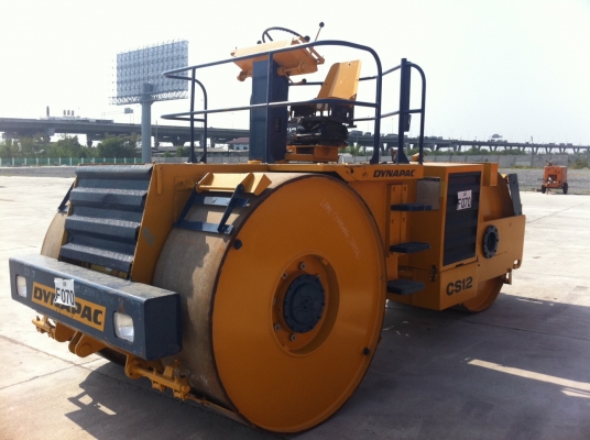 ขายด่วนรถบด3ล้อเหล็กDYNAPAC CS12 เก่าญี่ปุ่น พร้อมใช้ ขายด่วนรถบด3ล้อเหล็กDYNAPAC CS12 เก่าญี่ปุ่น พร้อมใช้