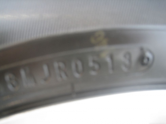 ขายล้อแม็กเดิม mazda2 15"x6" 4รู100 et45+ยาง ปี 13 (081-3747940)