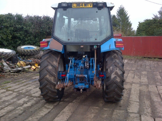 รถไถฟอร์ด 6640