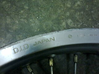 ล้อD.I.D สีเงิน กาบโตขนาด2.15 X17 แท้ JAPANตัวเก่า