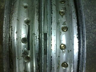 ล้อD.I.D สีเงิน กาบโตขนาด2.15 X17 แท้ JAPANตัวเก่า