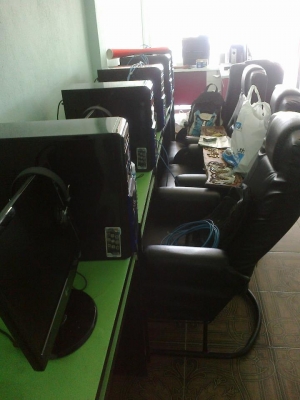 เซ้งคอมร้านเกมส์ noHDD อุปกรณ์ครบยกไปเปิดร้านเลย(ราคานี้ก่อน5เมษา)ด่วนขะใจ๋มาเน้ออ้าย