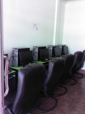 เซ้งคอมร้านเกมส์ noHDD อุปกรณ์ครบยกไปเปิดร้านเลย(ราคานี้ก่อน5เมษา)ด่วนขะใจ๋มาเน้ออ้าย