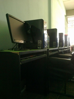 เซ้งคอมร้านเกมส์ noHDD อุปกรณ์ครบยกไปเปิดร้านเลย(ราคานี้ก่อน5เมษา)ด่วนขะใจ๋มาเน้ออ้าย