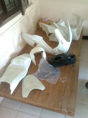 ขายแฟริ้งcbr1000 ราคา 5500 ขายแฟริ้งcbr1000 ราคา 5500