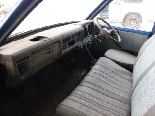 แสงฟ้าเต้นรถ///ขายหัวเก๋ง อีซุซุ KS22 สภาพสวย ทำสีใหม่ ราคาถูก