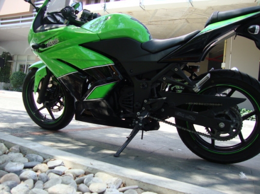 ขาย Ninja 250 cc. รถบ้านคับ สภาพเดิมๆๆ ขาย Ninja 250 cc. รถบ้านคับ สภาพเดิมๆๆ