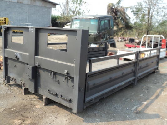 ขายกระบะรถบรรทุกทหาร ของนอก นำเข้า เหล็กอย่างดี