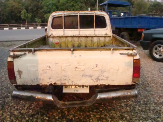 ดัทสัน 620 รุ่น4ขอ สภาพแห้งๆ สีต้องทำเอาไปแก้ไฟท้ายอย่างเดียว ดัทสัน 620 รุ่น4ขอ สภาพแห้งๆ สีต้องทำเอาไปแก้ไฟท้ายอย่างเดียว