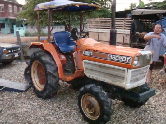 รถไถคูโบต้า 2 เพลา มีผานพรวน 1 ชุด L1802DT