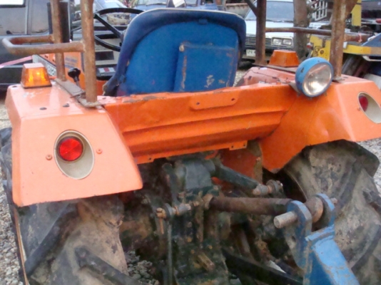 รถไถคูโบต้า 2 เพลา มีผานพรวน 1 ชุด L1802DT