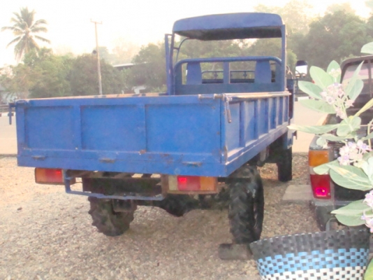 อีแต๋น ไทแลนแท้ๆ แห้งๆกระบะอย่างดี เครื่องนิสสันดีเซลแท้ อีแต๋น ไทแลนแท้ๆ แห้งๆกระบะอย่างดี เครื่องนิสสันดีเซลแท้