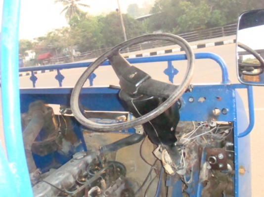 อีแต๋น ไทแลนแท้ๆ แห้งๆกระบะอย่างดี เครื่องนิสสันดีเซลแท้ อีแต๋น ไทแลนแท้ๆ แห้งๆกระบะอย่างดี เครื่องนิสสันดีเซลแท้