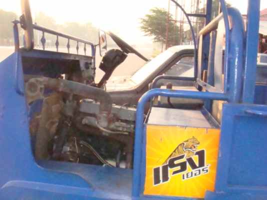 อีแต๋น ไทแลนแท้ๆ แห้งๆกระบะอย่างดี เครื่องนิสสันดีเซลแท้ อีแต๋น ไทแลนแท้ๆ แห้งๆกระบะอย่างดี เครื่องนิสสันดีเซลแท้