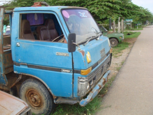 โตโยต้าไดน่า หนุ่มทางหลวงBU20เครื่องดีแซสซีสวยเลยครับ